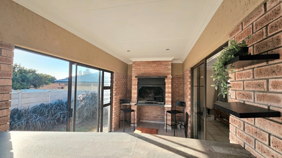 3 Bedroom Property for Sale in Little Brak River Western Cape